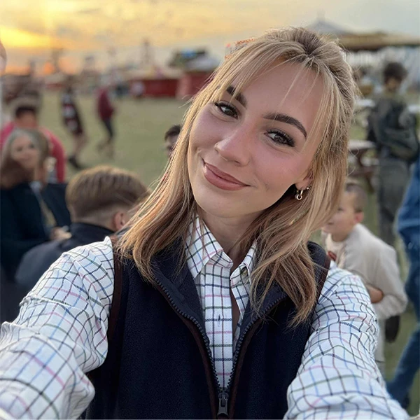 Tilly W.